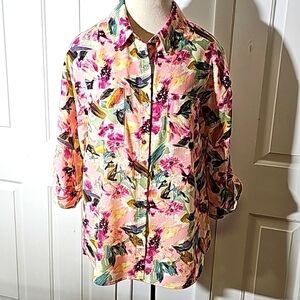 Modern Attraction, button-down blouse. Beautiful floral print. 3/4‎ tab sleeves.